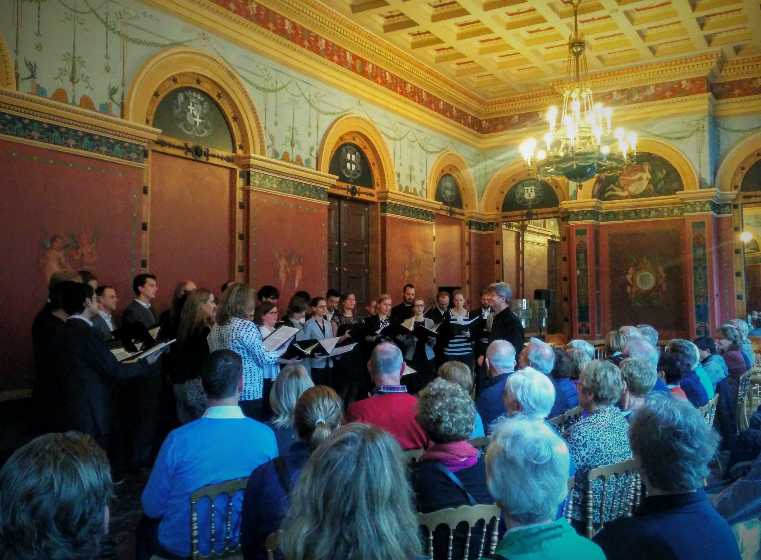 Open Paushuize met mini-concert van Kamerkoor NEXT. Foto: Froukje van der Meulen.